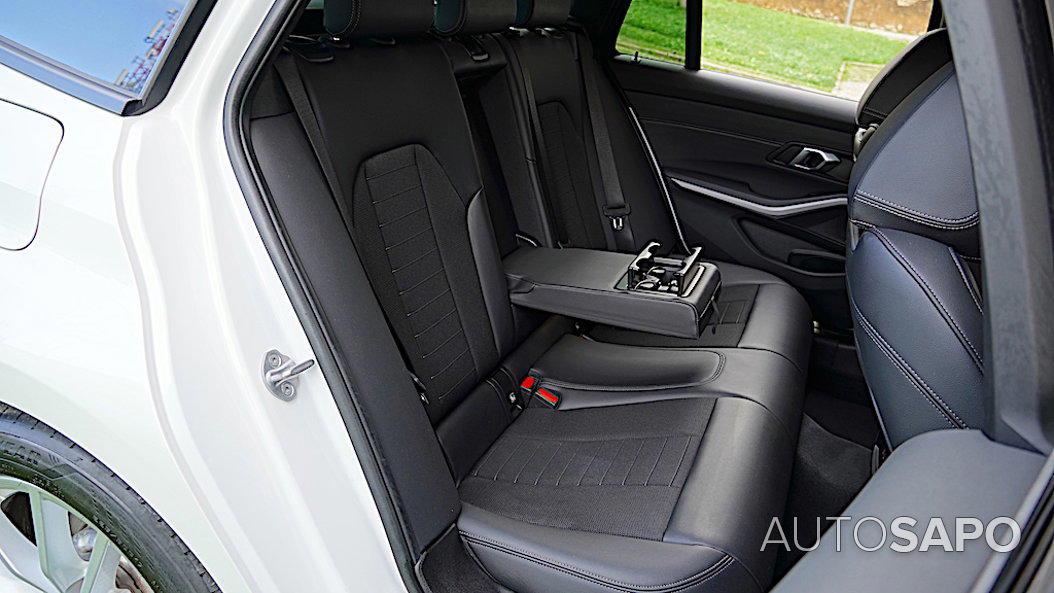 BMW Série 3 320 e Touring Corporate Edition Auto. de 2022