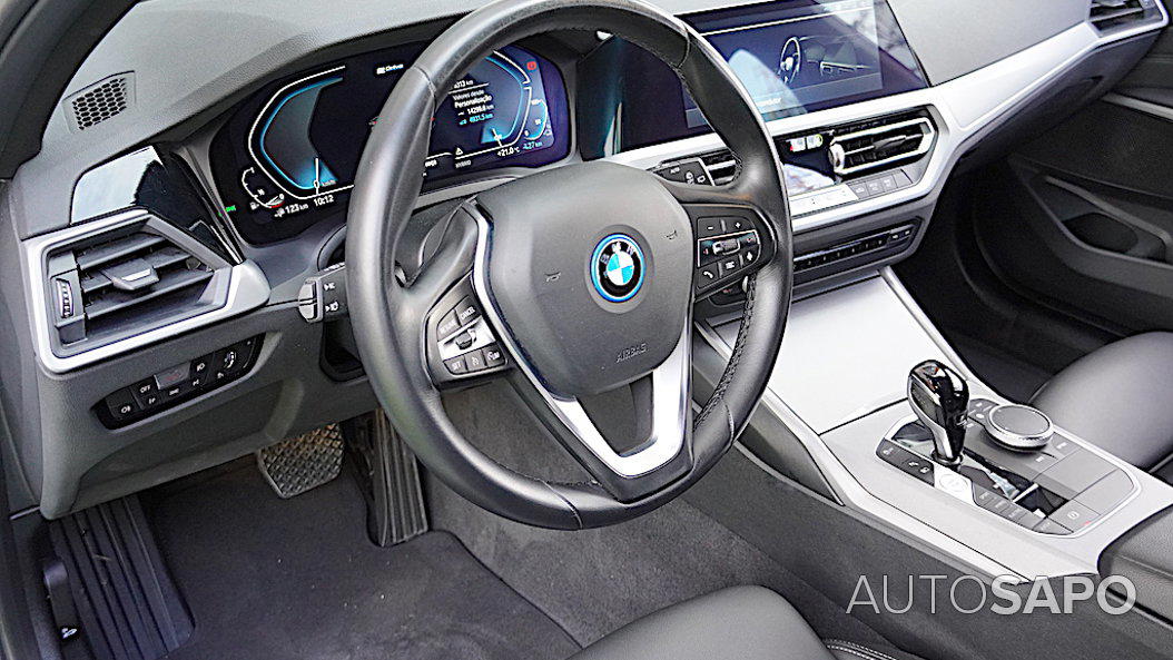 BMW Série 3 320 e Touring Corporate Edition Auto. de 2022