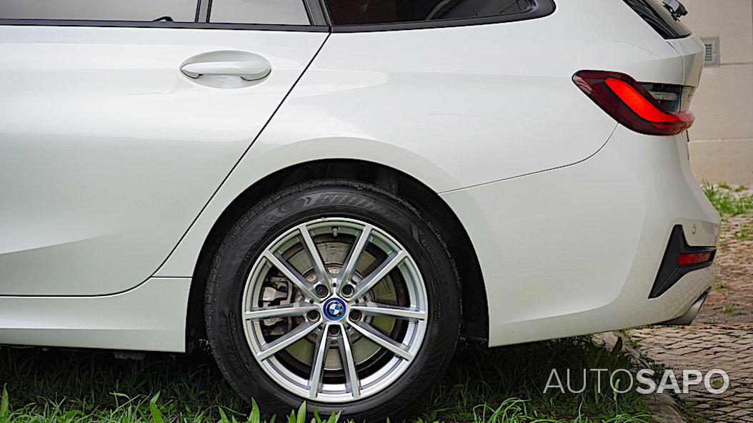 BMW Série 3 320 e Touring Corporate Edition Auto. de 2022