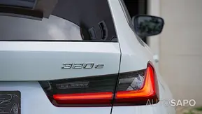 BMW Série 3 320 e Touring Corporate Edition Auto. de 2022