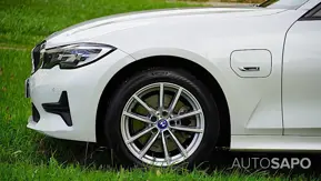 BMW Série 3 320 e Touring Corporate Edition Auto. de 2022