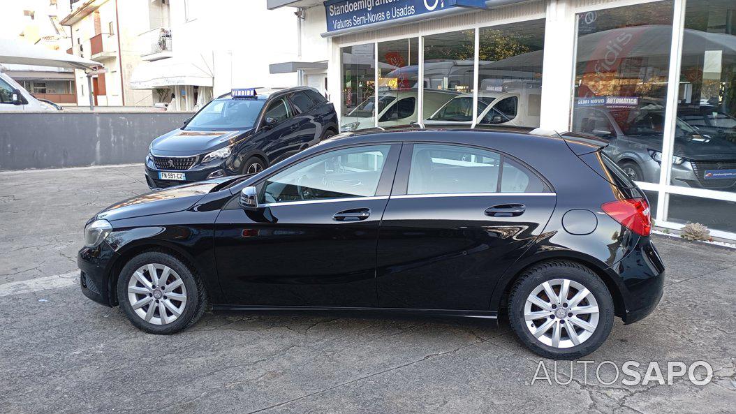 Mercedes-Benz Classe A 180 Elegance BlueEfficiency de 2014