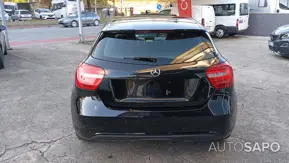 Mercedes-Benz Classe A 180 Elegance BlueEfficiency de 2014