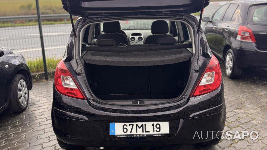 Opel Corsa 1.2 Enjoy S/S de 2011