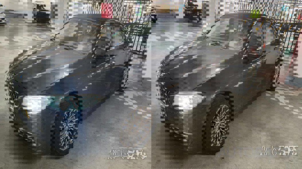 BMW Série 5 520 d Line Luxury de 2013