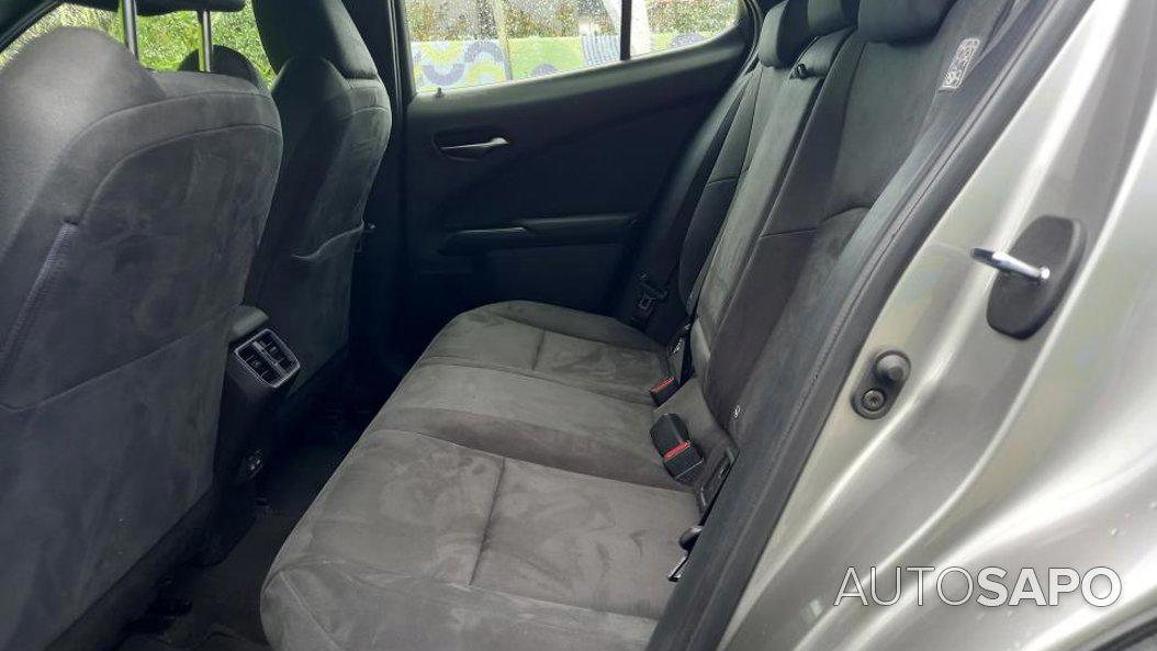 Lexus UX 250h Executive de 2021