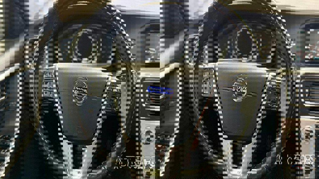 Volvo V60 1.6 D2 R-Design de 2015