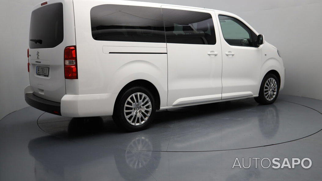 Peugeot Traveller de 2021