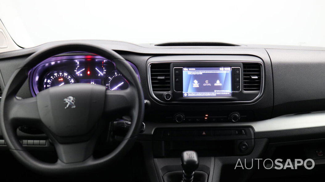 Peugeot Traveller de 2021