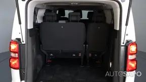 Peugeot Traveller de 2021