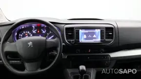 Peugeot Traveller de 2021