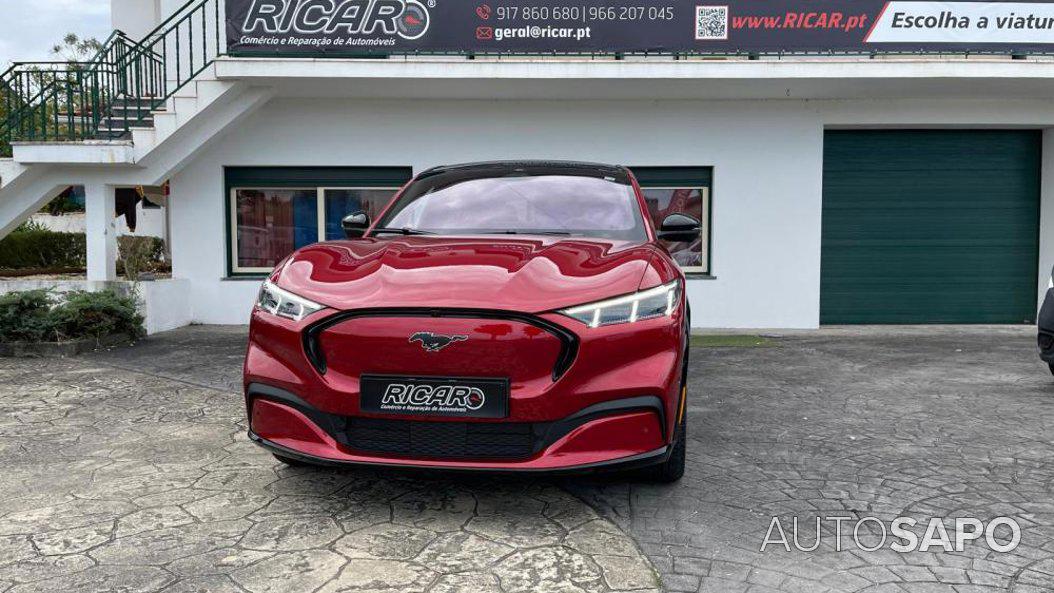 Ford Mustang Mach-E de 2023