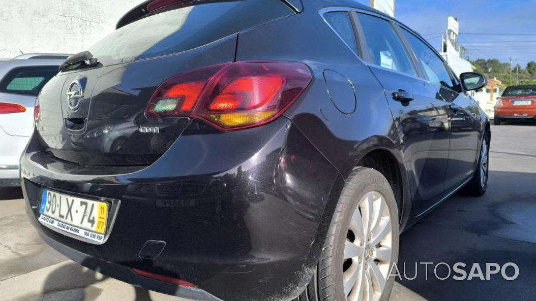 Opel Astra 1.7 CDTi Cosmo de 2011