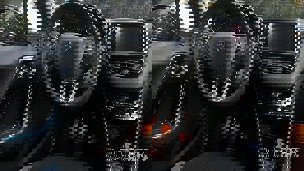 Peugeot 208 Active 1.4 VTi de 2013