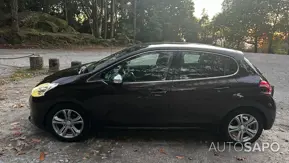 Peugeot 208 Active 1.4 VTi de 2013