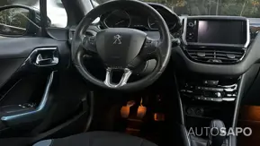 Peugeot 208 Active 1.4 VTi de 2013