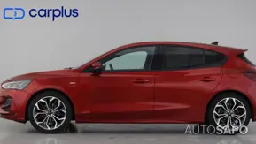 Ford Focus 1.0 EcoBoost MHEV ST-Line X de 2024
