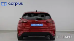 Ford Focus 1.0 EcoBoost MHEV ST-Line X de 2024