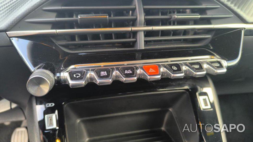 Peugeot 2008 1.2 PureTech Active de 2023