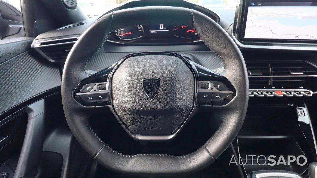 Peugeot 2008 1.2 PureTech Active de 2024