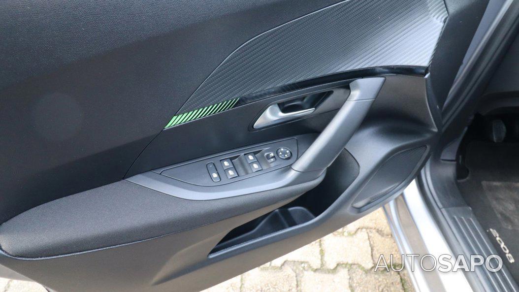 Peugeot 2008 1.2 PureTech Active de 2024