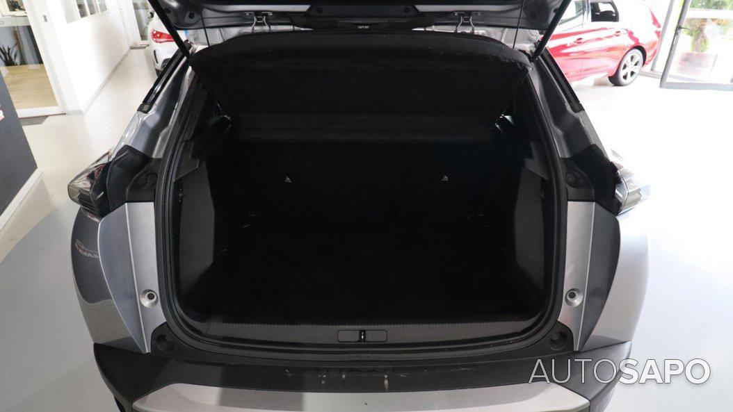 Peugeot 2008 1.2 PureTech Active de 2024