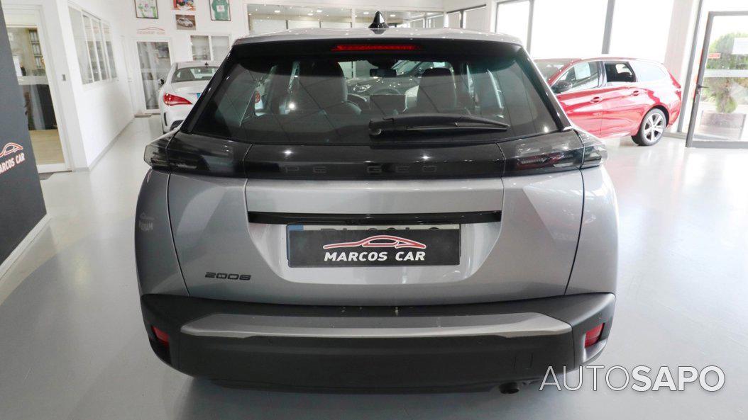 Peugeot 2008 1.2 PureTech Active de 2024