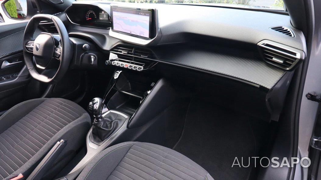 Peugeot 2008 1.2 PureTech Active de 2024