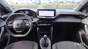 Peugeot 2008 1.2 PureTech Active de 2024