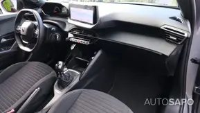 Peugeot 2008 1.2 PureTech Active de 2024