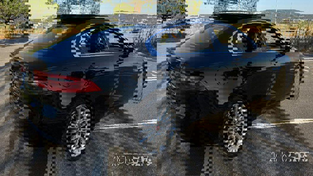 Jaguar XE 2.0 D Portfolio de 2017