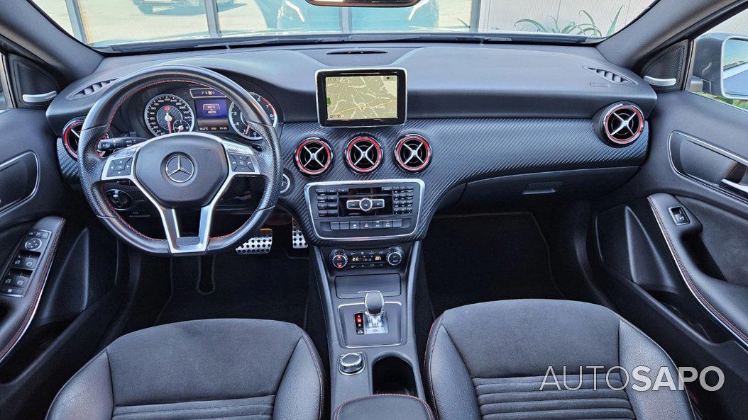 Mercedes-Benz Classe A 45 AMG 4Matic de 2014