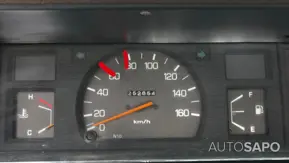 Toyota Hilux 2.4 D LN105L Cx Madeira de 1986