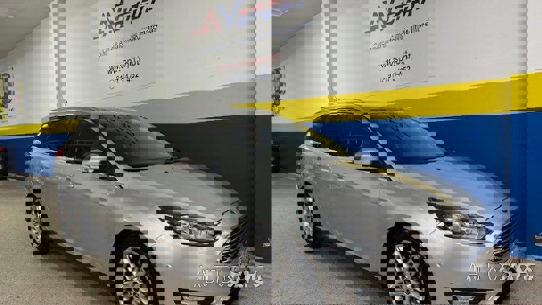 Ford Focus 1.0 EcoBoost Titanium Aut. de 2015