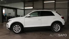 Volkswagen T-Roc 1.0 TSI de 2024