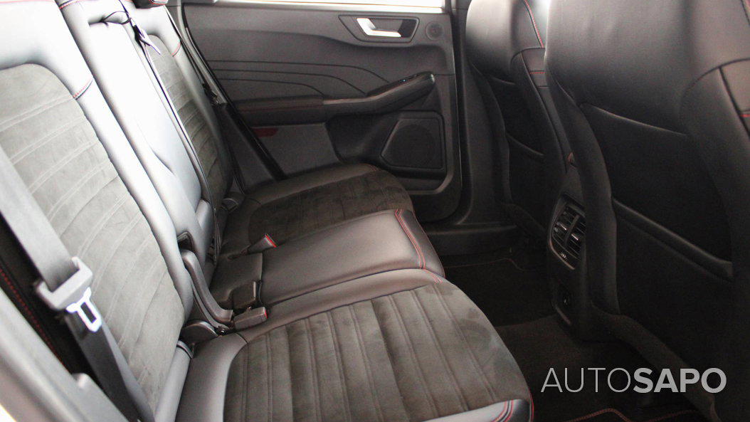 Ford Kuga 1.5 EcoBoost ST-Line X de 2023