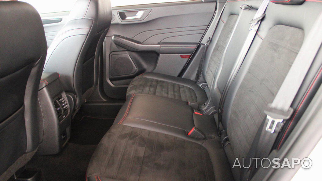 Ford Kuga 1.5 EcoBoost ST-Line X de 2023