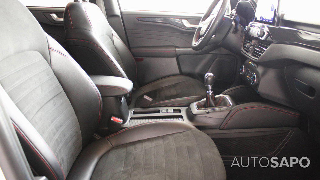 Ford Kuga 1.5 EcoBoost ST-Line X de 2023