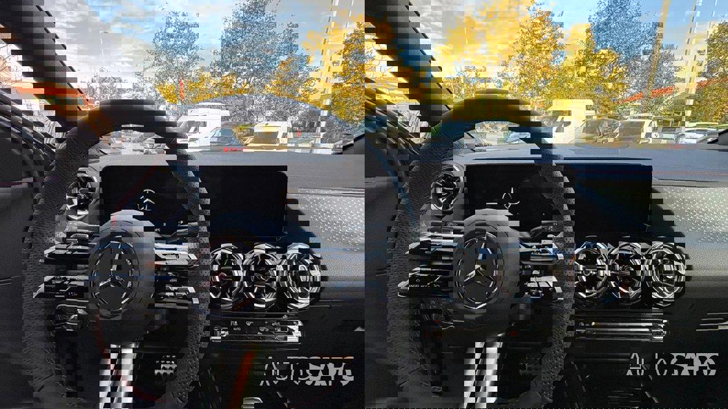 Mercedes-Benz EQA 250+ AMG Line de 2025