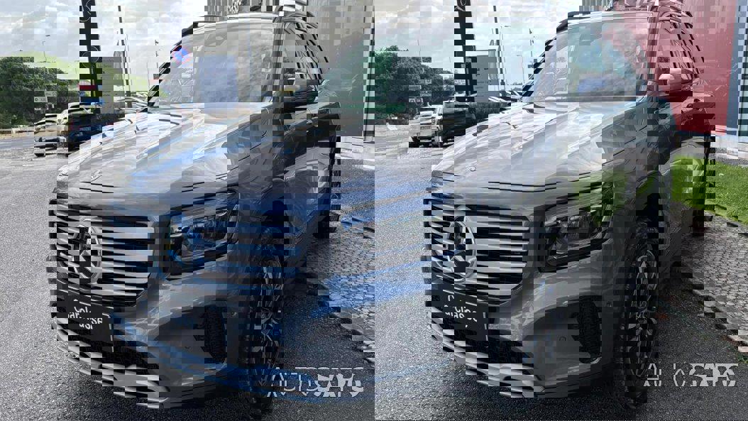 Mercedes-Benz Classe GLB de 2025