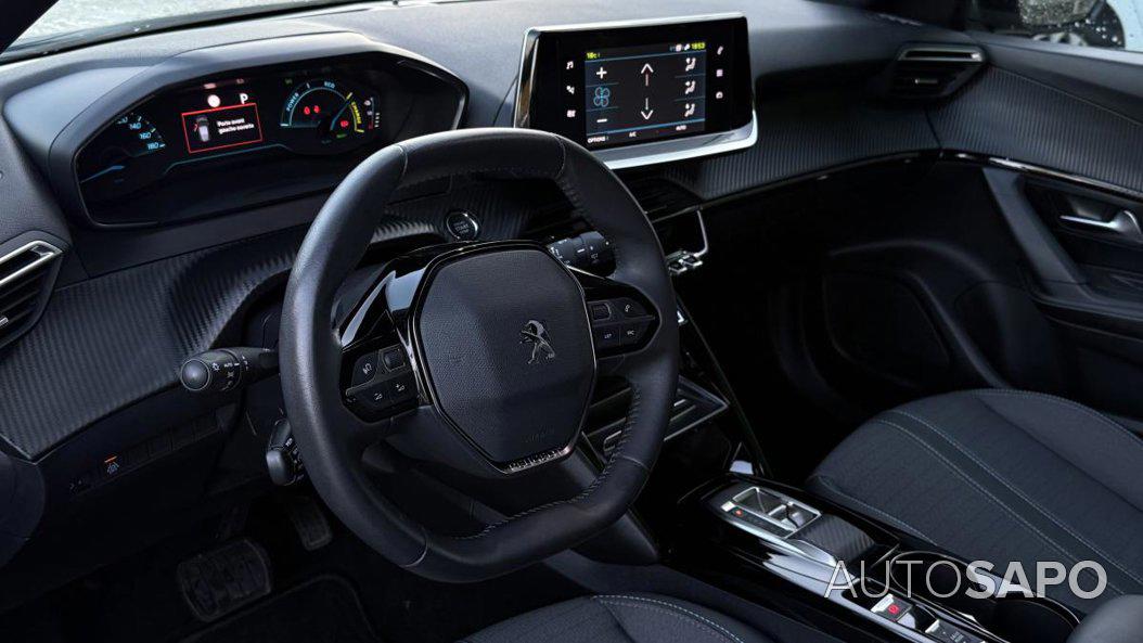 Peugeot e-2008 de 2023