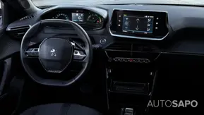 Peugeot e-2008 de 2023