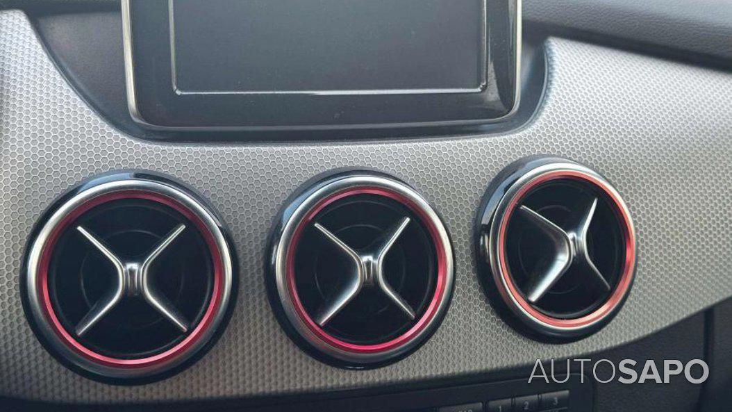 Mercedes-Benz Classe B 180 CDi BlueEfficiency de 2012