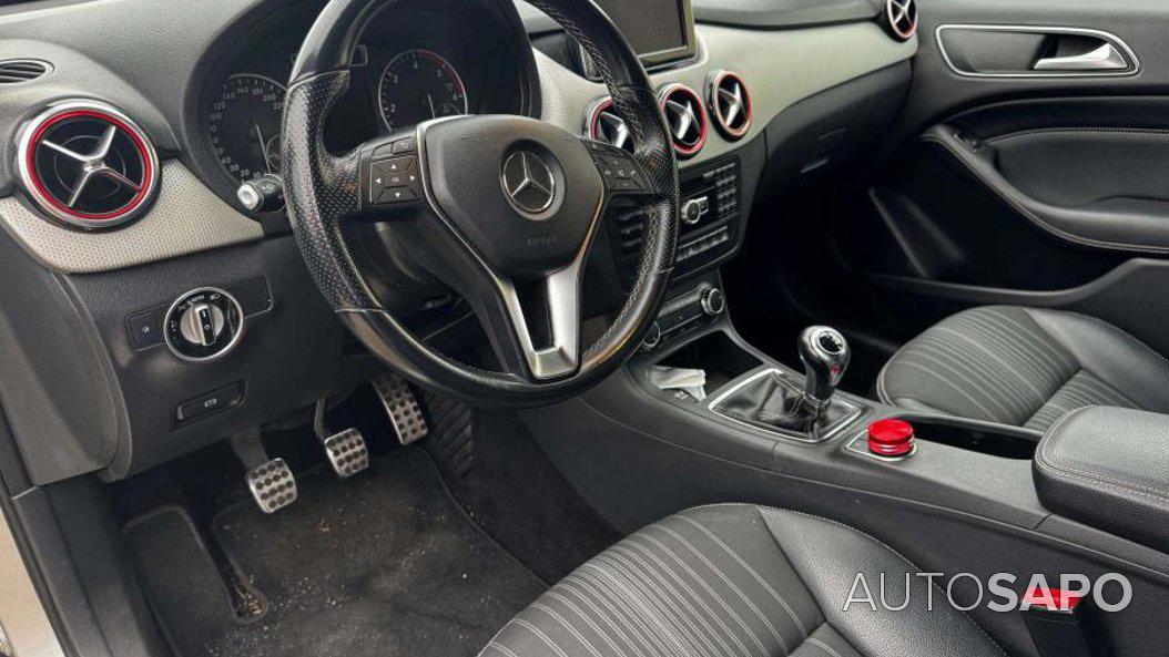 Mercedes-Benz Classe B 180 CDi BlueEfficiency de 2012