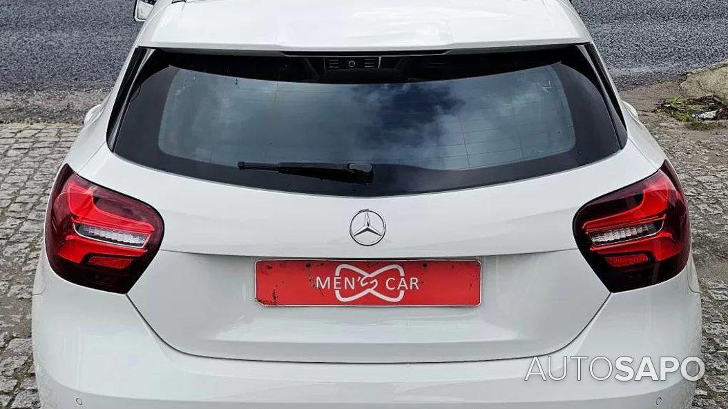 Mercedes-Benz Classe A 180 d Urban de 2016