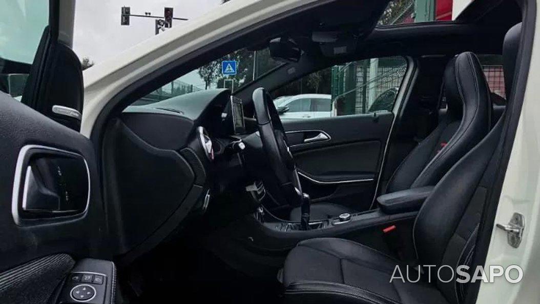 Mercedes-Benz Classe A 180 d Urban de 2016