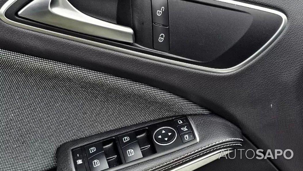 Mercedes-Benz Classe A 180 d Urban de 2016