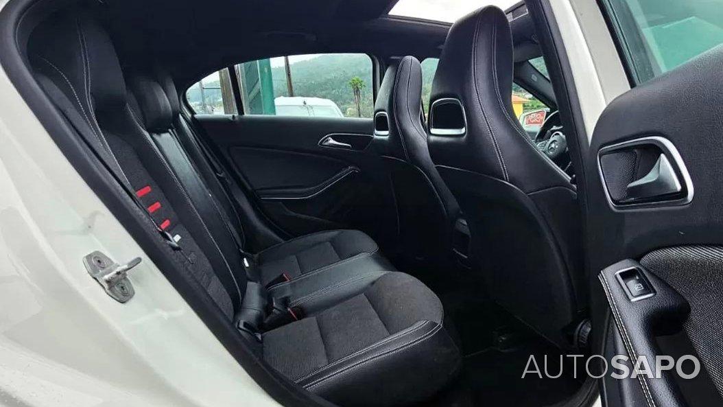 Mercedes-Benz Classe A 180 d Urban de 2016