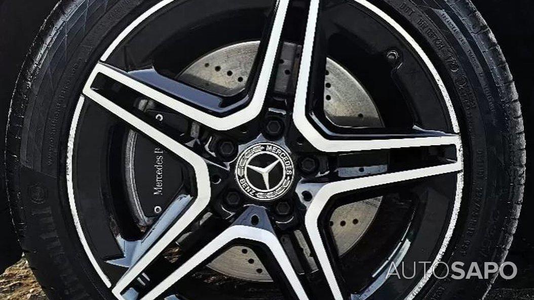 Mercedes-Benz Classe A 250 e AMG Line de 2020