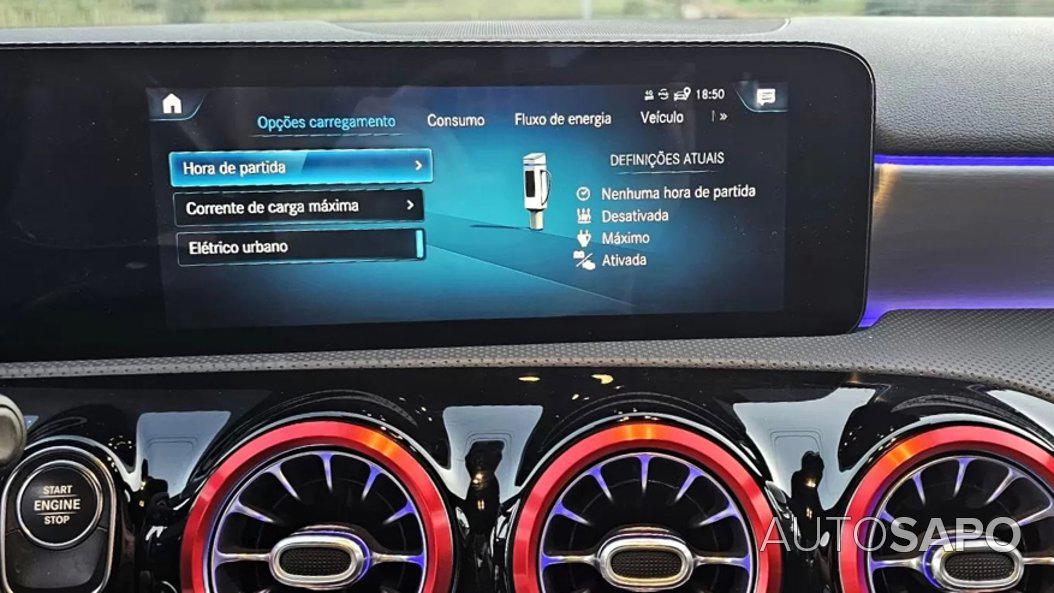 Mercedes-Benz Classe A 250 e AMG Line de 2020